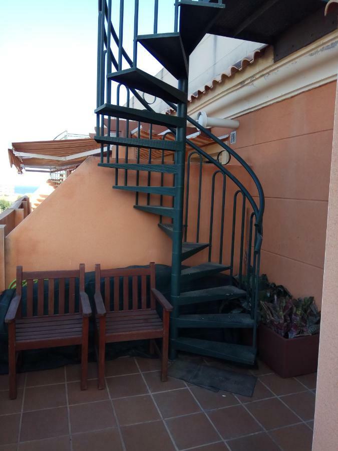 Апартаменты Precioso Atico En Torre De Benagalbon A 20 Metros Del Mar. Экстерьер фото